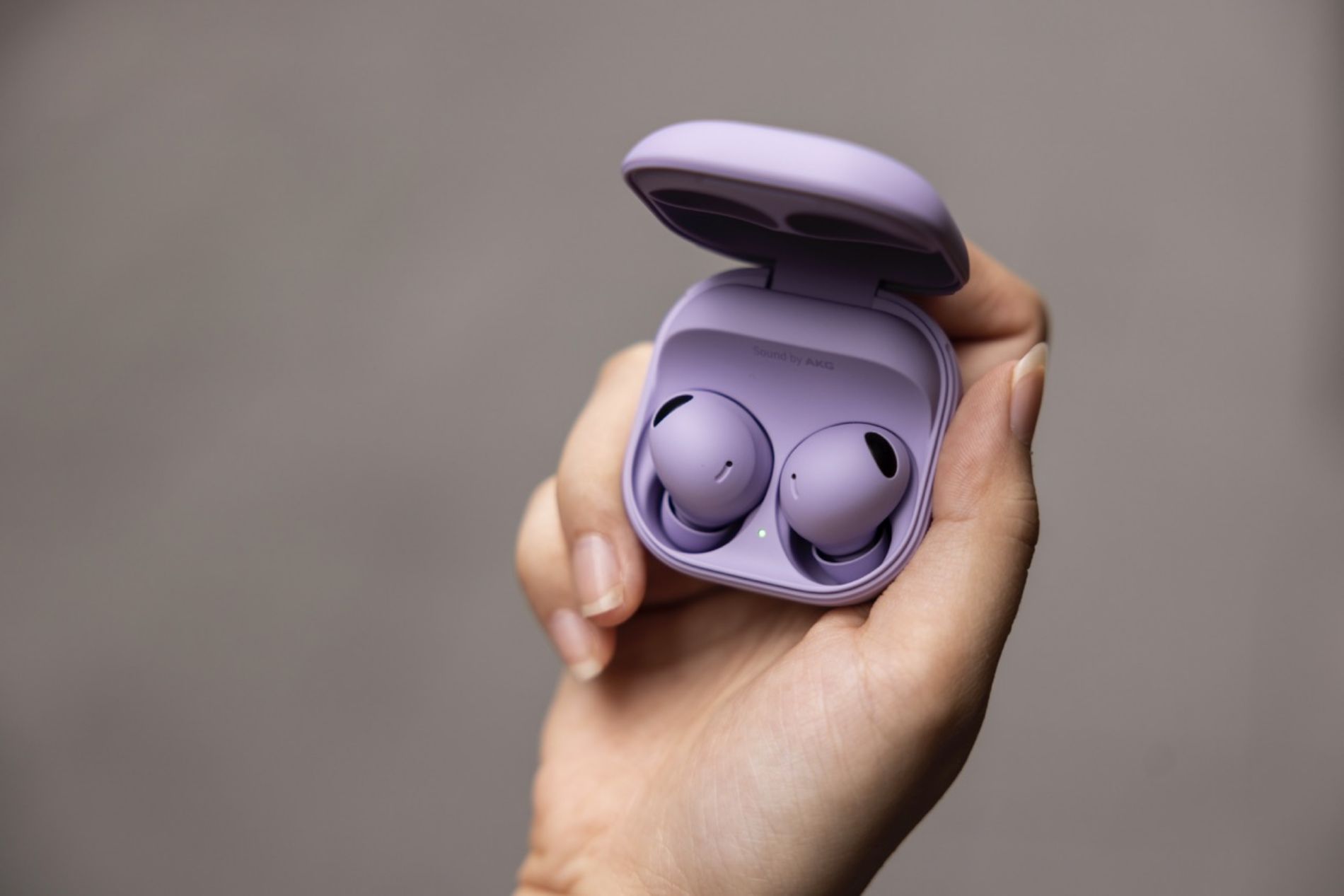 Hình ảnh cho danh mục Đánh Giá Chi Tiết Galaxy Buds2 Pro: Tai Nghe Chất Lượng Tốt Dành Riêng Cho Người Chơi Hệ Âm Thanh
