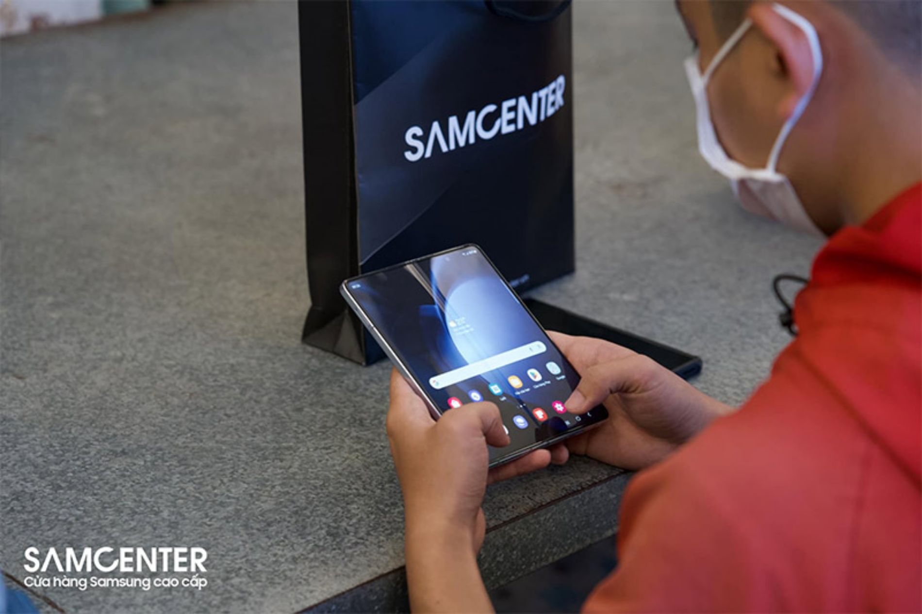 Hình ảnh cho danh mục Samsung Z Fold 5 giá bao nhiêu tại thời điểm này? 