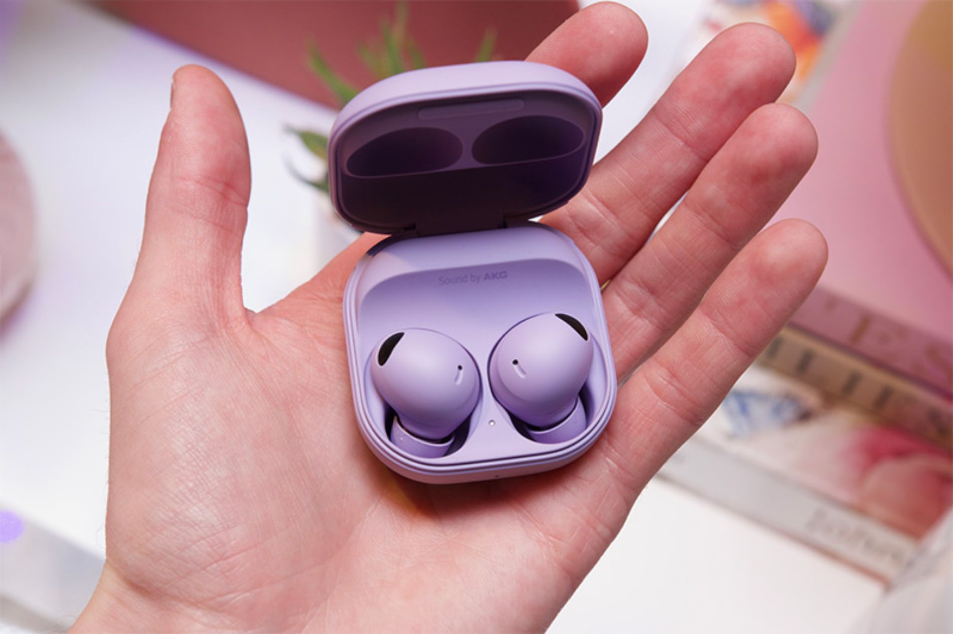 Hình ảnh cho danh mục Samsung Galaxy Buds 2 Pro: 04 tính năng ẩn nhiều người chưa biết