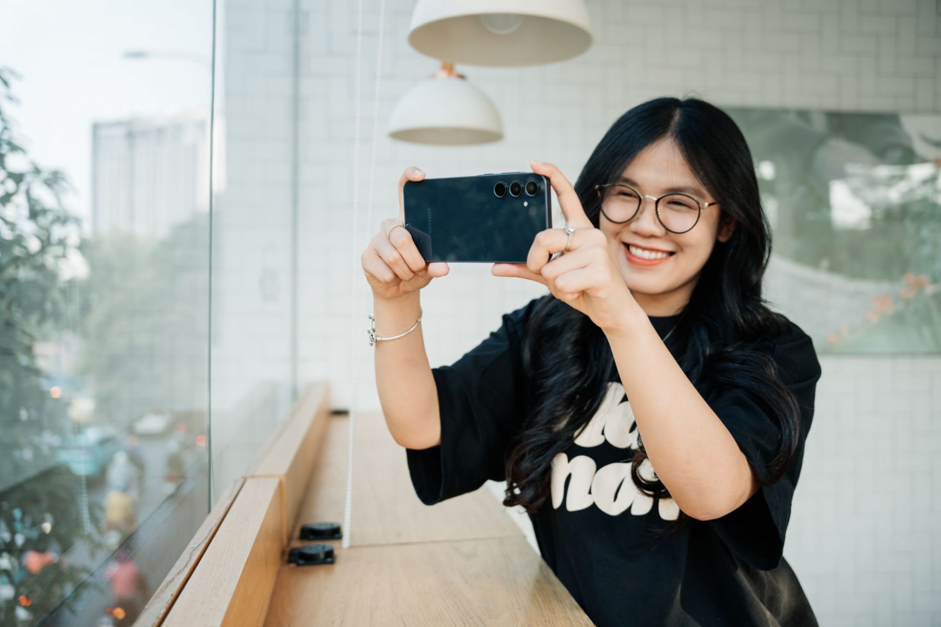 Hình ảnh cho danh mục 3 mẹo sử dụng Galaxy A35 5G bạn cần cập nhật ngay